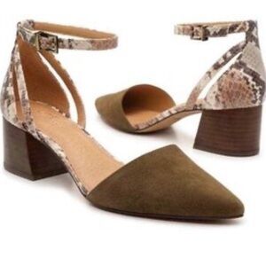 Crown Vintage Vavi Snake Print Pumps